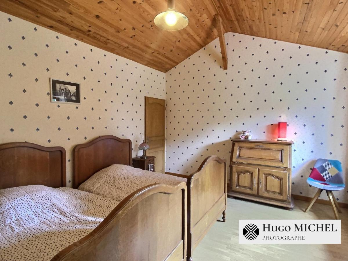 Les Volets Bleus Villa La Chapelle-aux-Bois Dış mekan fotoğraf